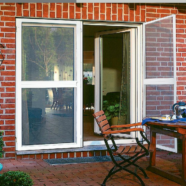 Москитные сетки на окна и двери на заказ